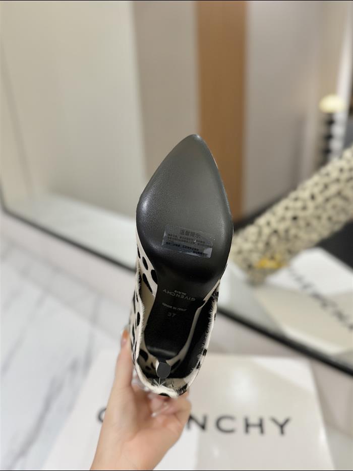 20251128174451214 750